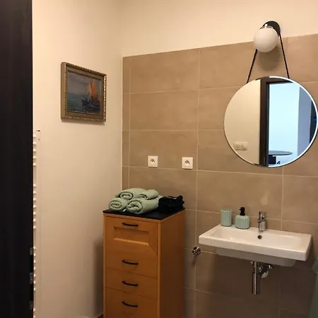 Cosy Design In The Centre *