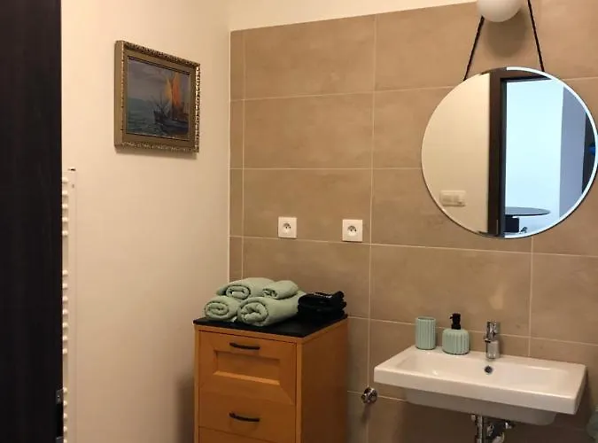 Cosy Design In The Centre *