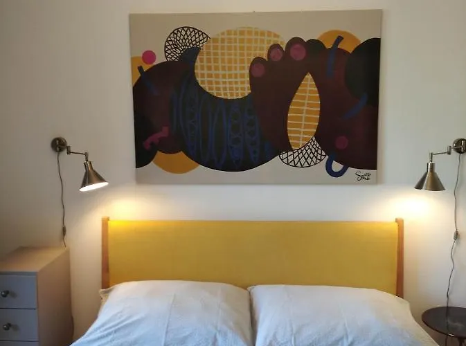 Cosy Design In The Centre شقة نيترا